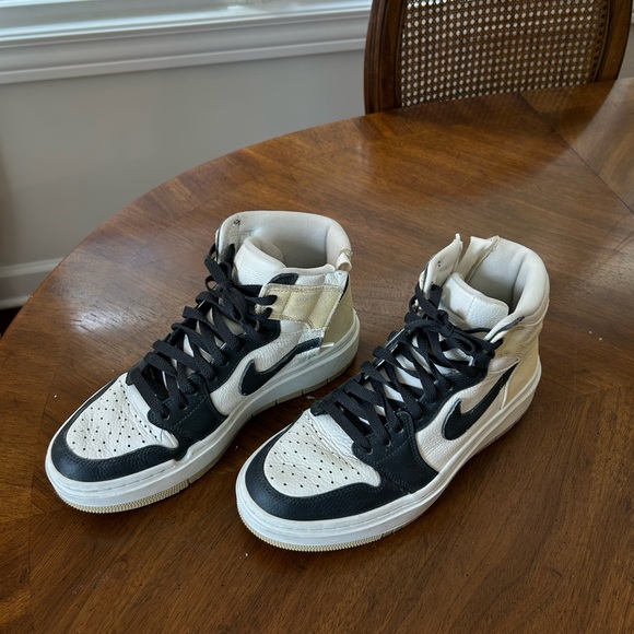 Nike high top dunks - Picture 1 of 2